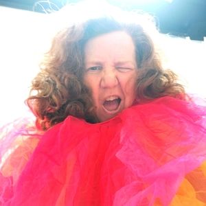 Meet your Posher, Lorie